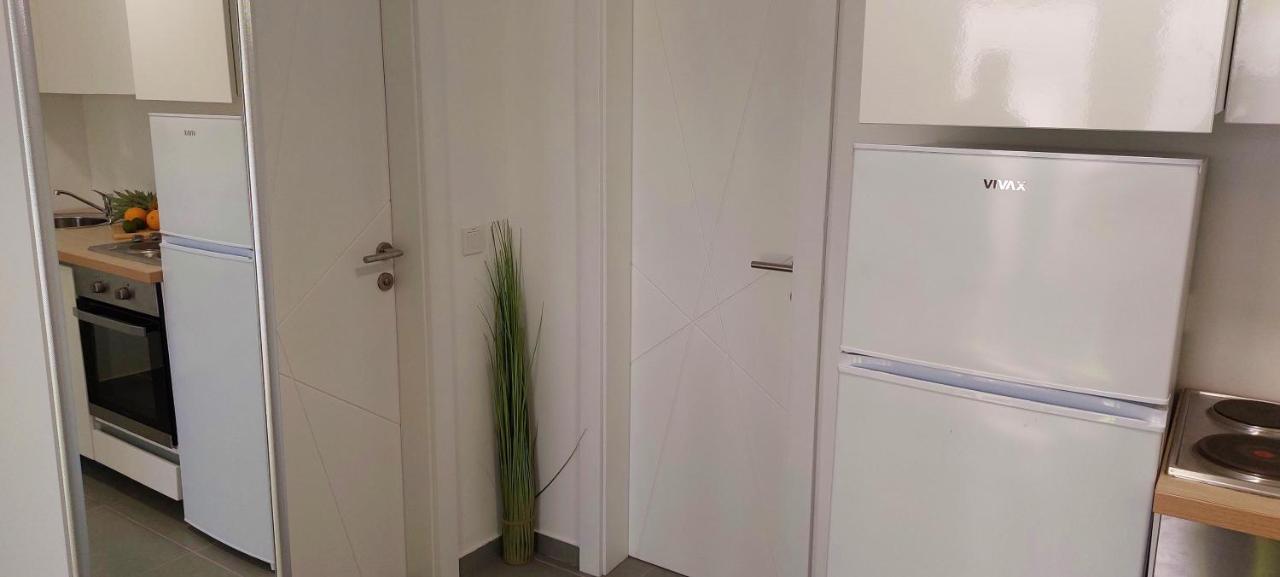 Vip Deluxe Apartment Arian Novalja Exteriör bild