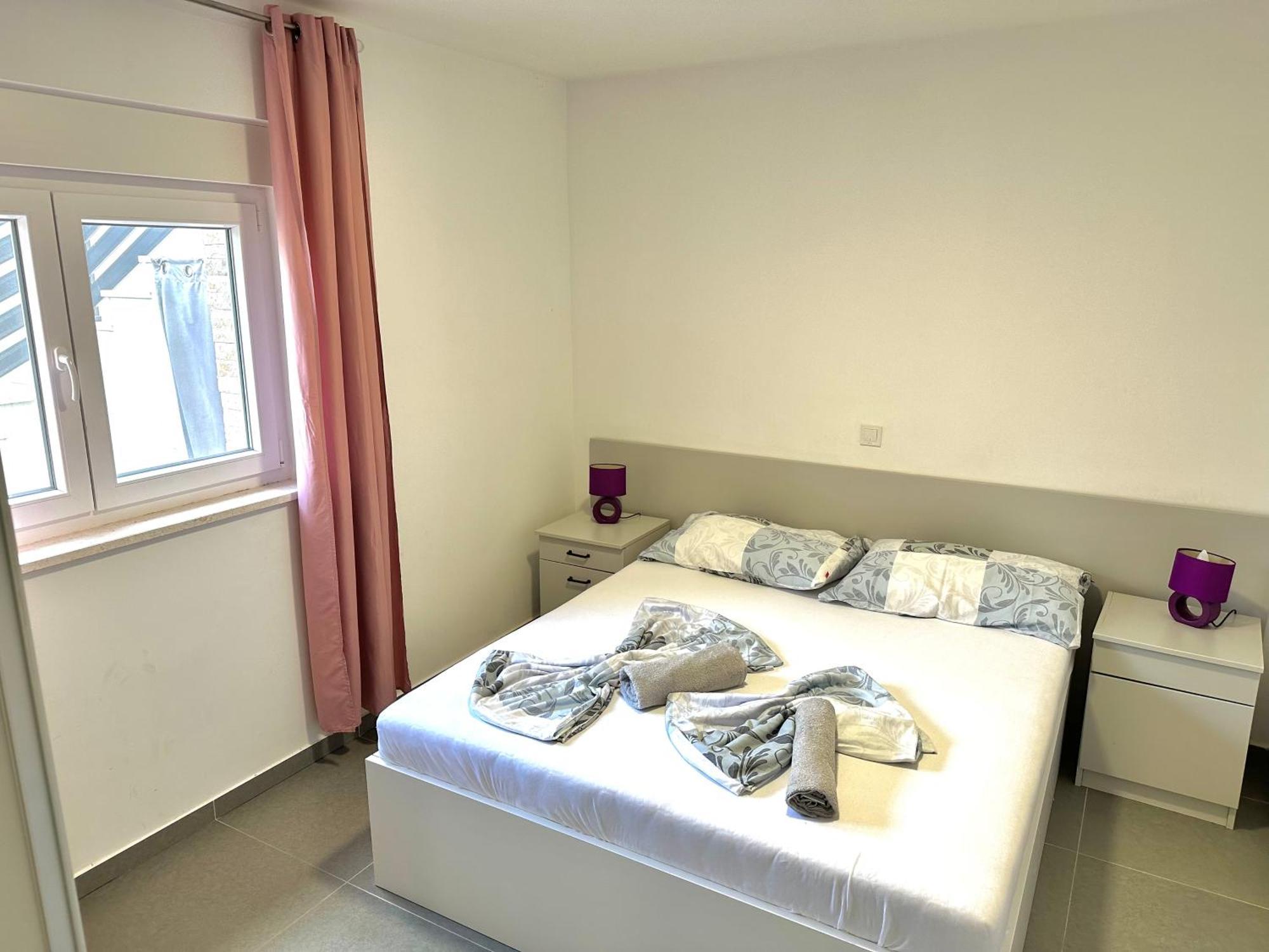 Vip Deluxe Apartment Arian Novalja Exteriör bild